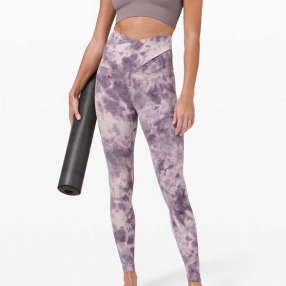 Align SHR pant 28” criss cross diamond dye NWT